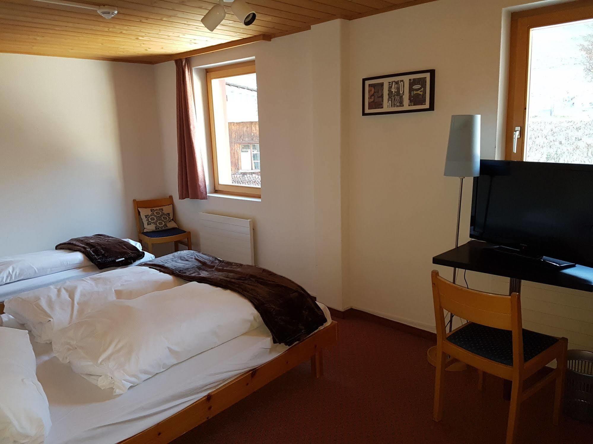 Hotel Sonnenhalde Wiesen Exteriör bild